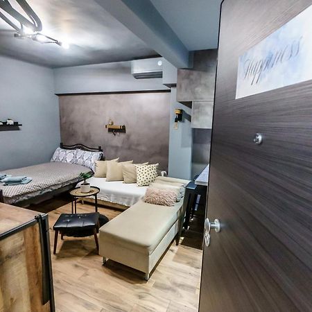 Happiness Studio With Terrace. 塞萨洛尼基 外观 照片