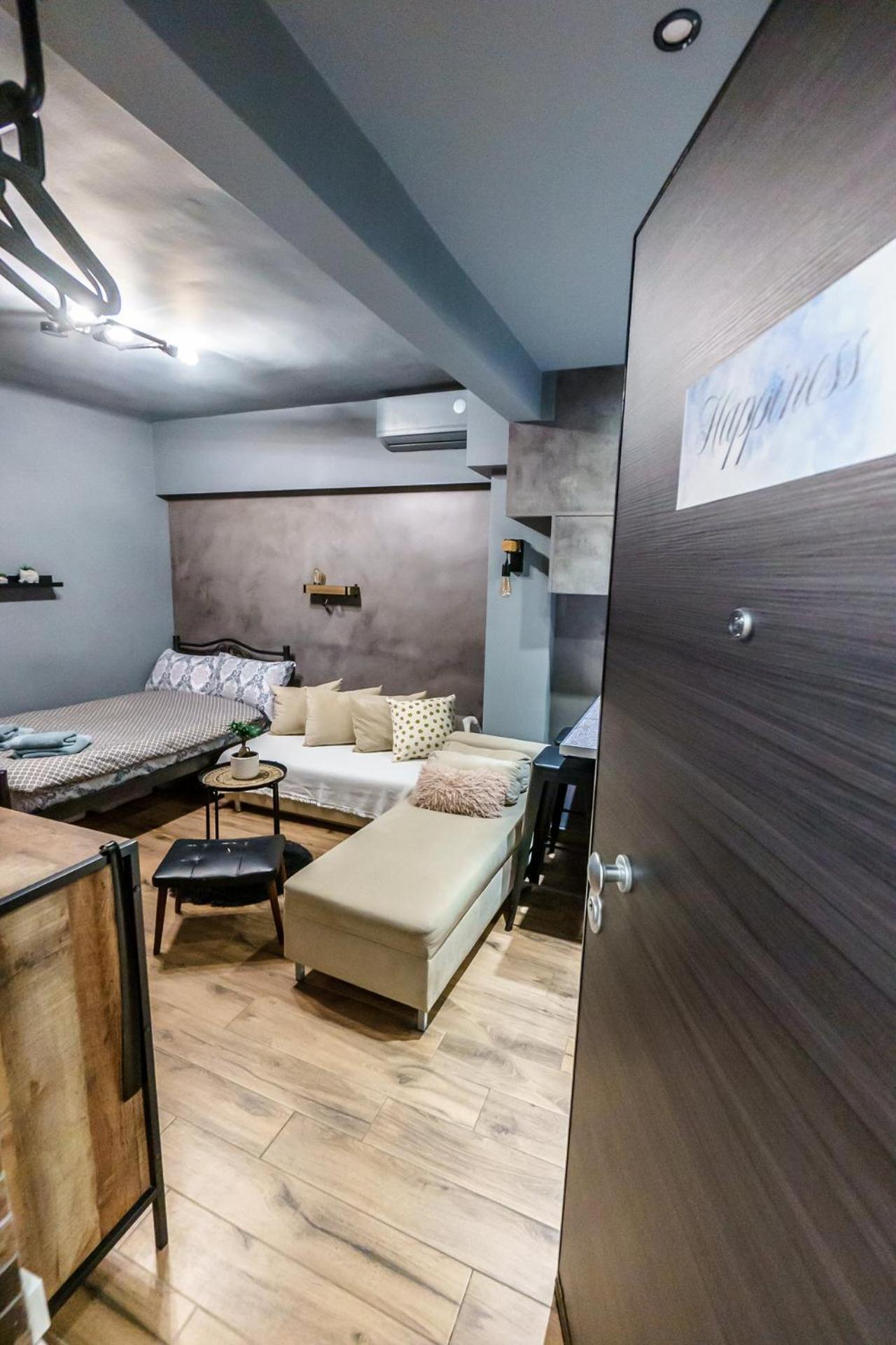 Happiness Studio With Terrace. 塞萨洛尼基 外观 照片