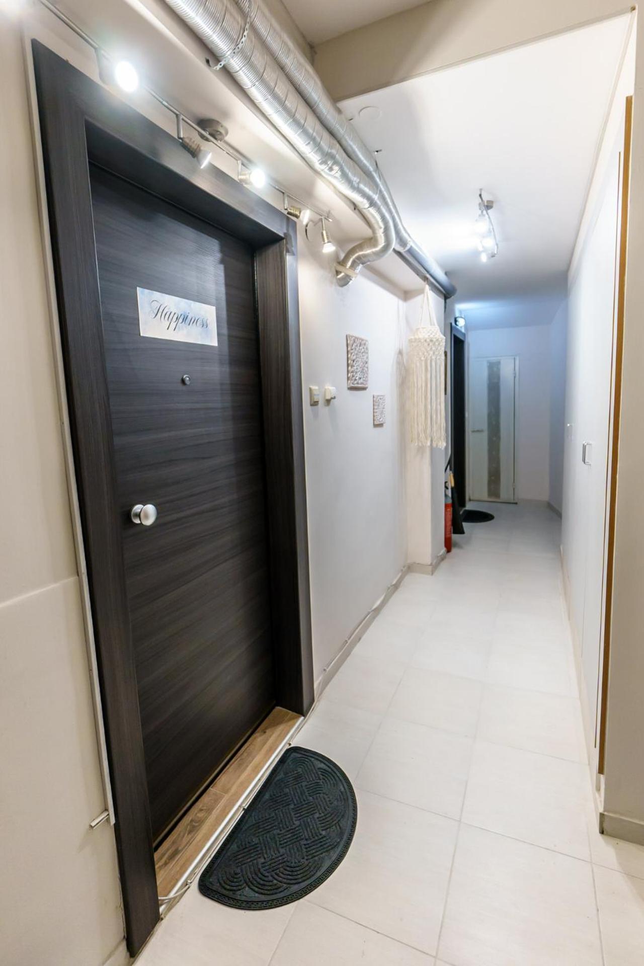 Happiness Studio With Terrace. 塞萨洛尼基 外观 照片