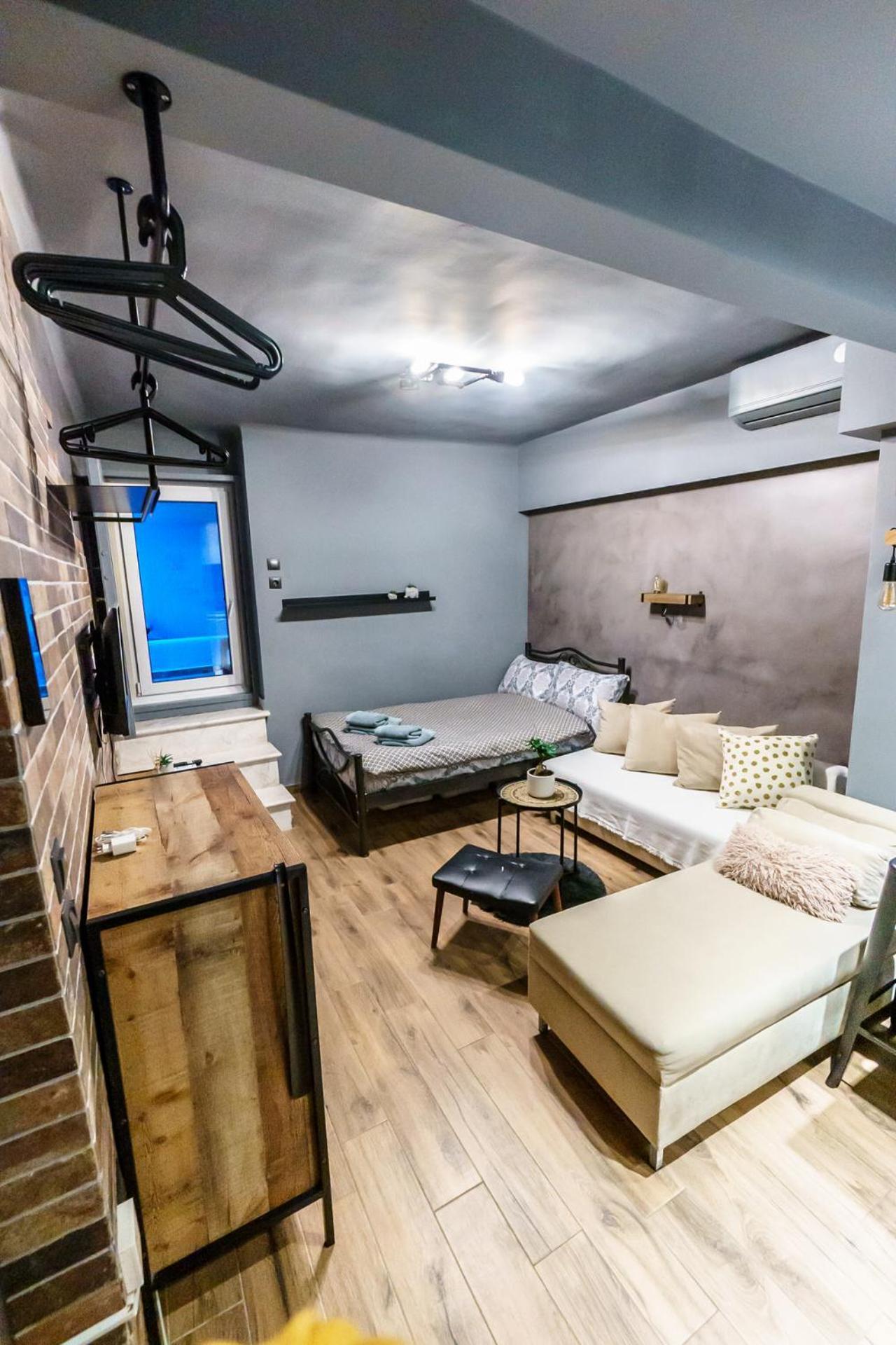 Happiness Studio With Terrace. 塞萨洛尼基 外观 照片